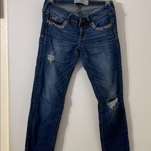 Dark washed skinny jeans